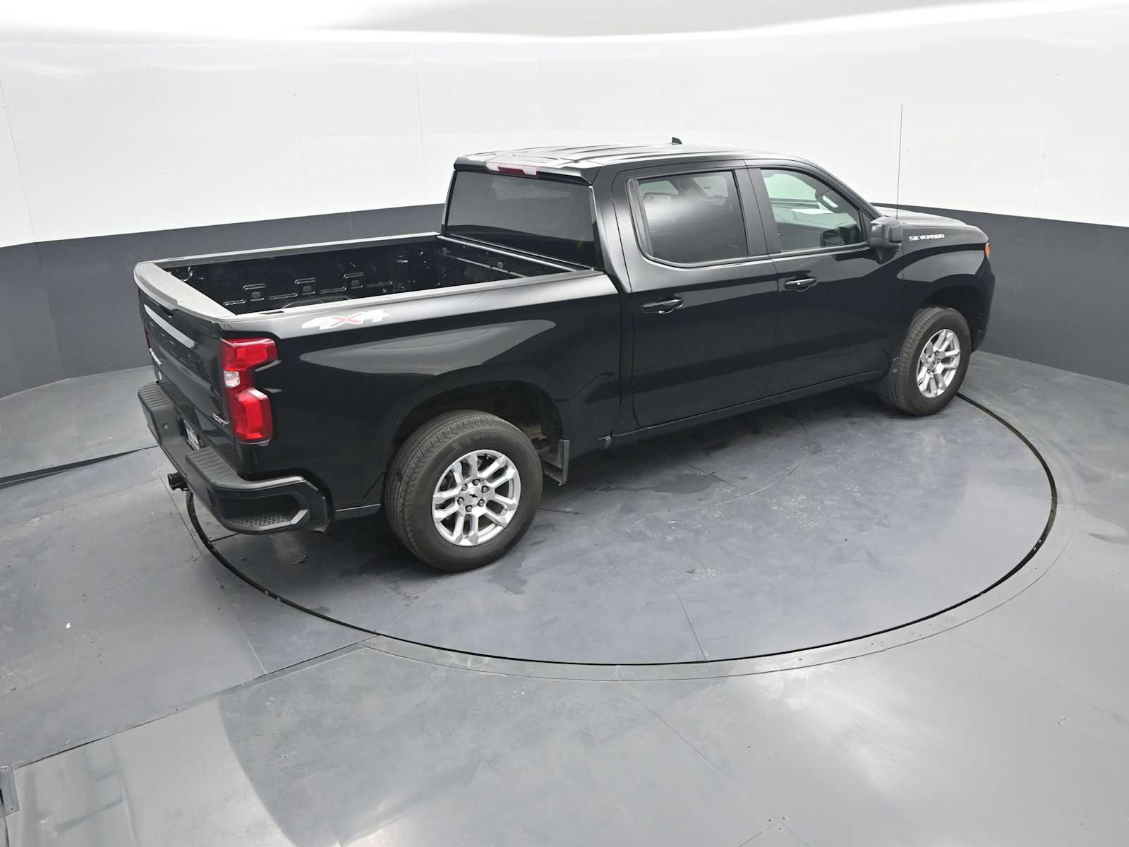 Used 2026 Chevrolet Silverado 1500 RST AWD/4WD image 33