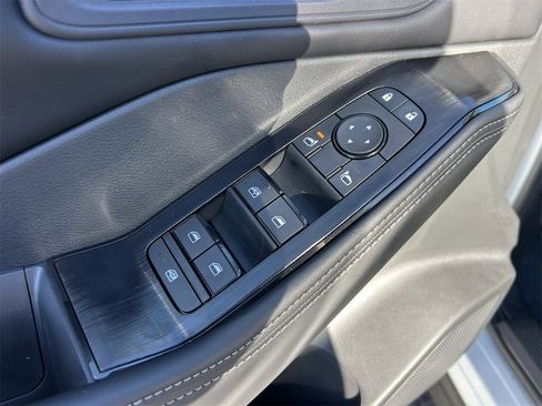 New 2026 Nissan Rogue SV image 34