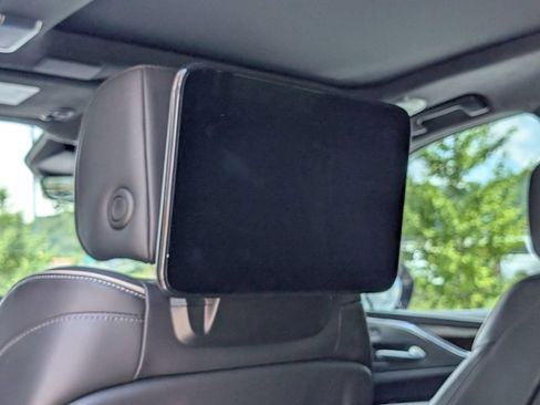 Used 2024 Cadillac Escalade Sport Platinum w/ LPO, Floor Liner Package AWD/4WD image 23