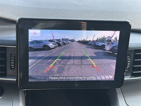 Certified 2023 Ford Explorer XLT w/ Equipment Group 202A image 13