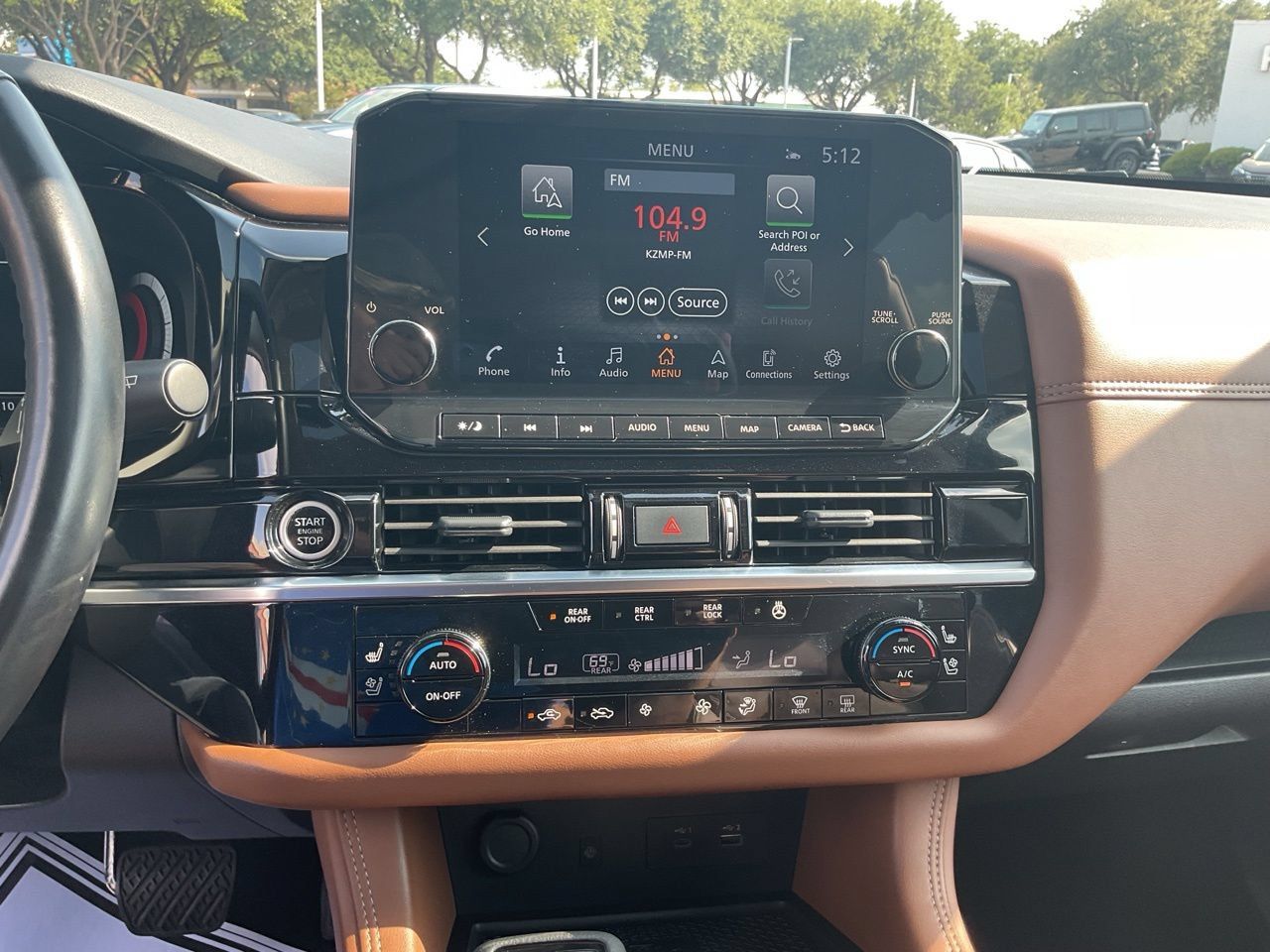 Used 2024 Nissan Pathfinder Platinum FWD image 26