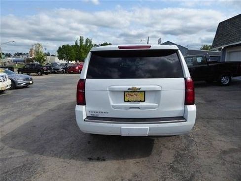 Used 2015 Chevrolet Suburban LTZ AWD/4WD image 7