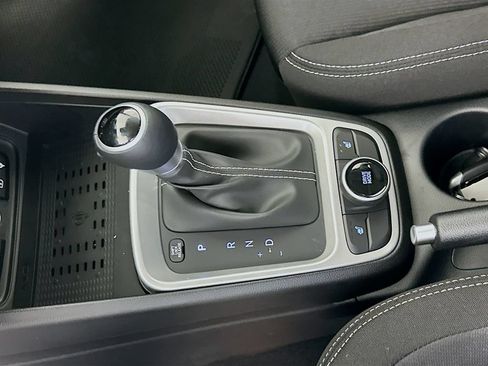 New 2026 Hyundai Venue SEL FWD image 14