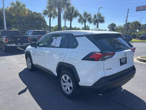 Used 2024 Toyota RAV4 LE FWD image 8