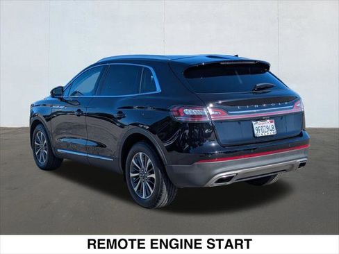 Used 2023 Lincoln Nautilus AWD w/ Premium Package image 3