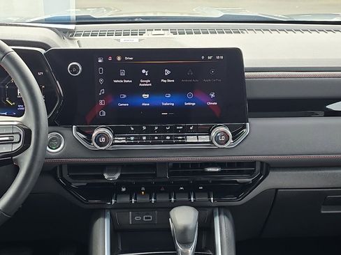 Certified 2024 Chevrolet Colorado Z71 w/ Z71 Convenience Package 2 image 22