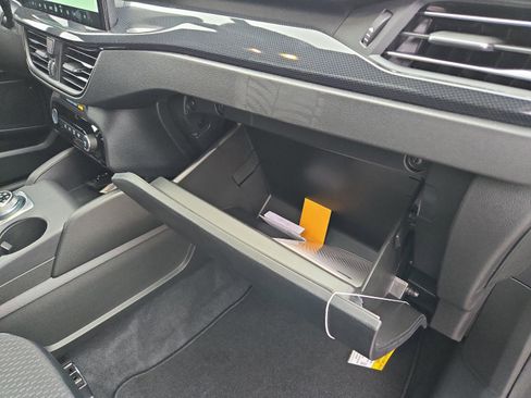 New 2026 Ford Escape ST-Line w/ Tech Pack #1 image 31