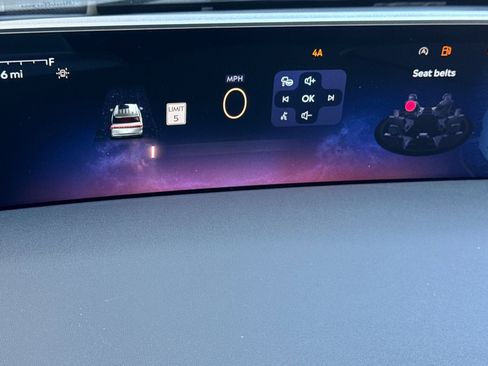 New 2025 Lincoln Navigator Reserve image 25