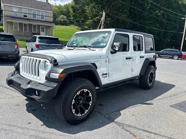 Used 2021 Jeep Wrangler Unlimited Sport AWD/4WD image 3
