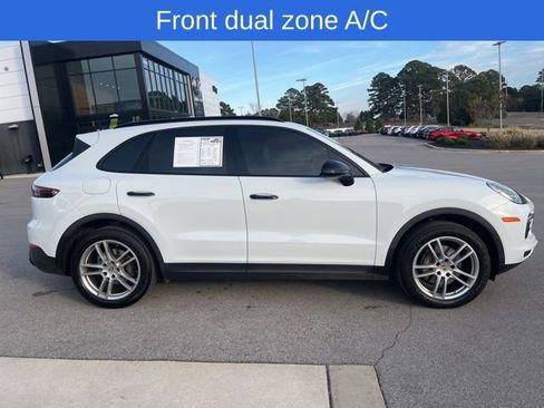 Used 2019 Porsche Cayenne image 4