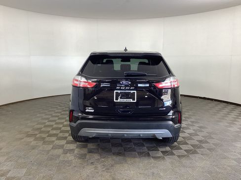 Certified 2023 Ford Edge SEL w/ Convenience Package AWD/4WD image 3