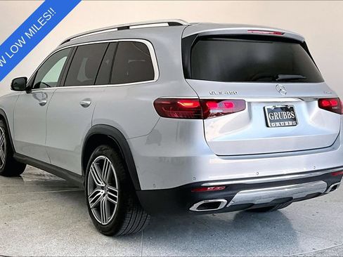 Used 2025 Mercedes-Benz GLS 450 4MATIC image 15