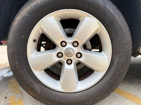 Used 2013 RAM 1500 Express RWD image 11