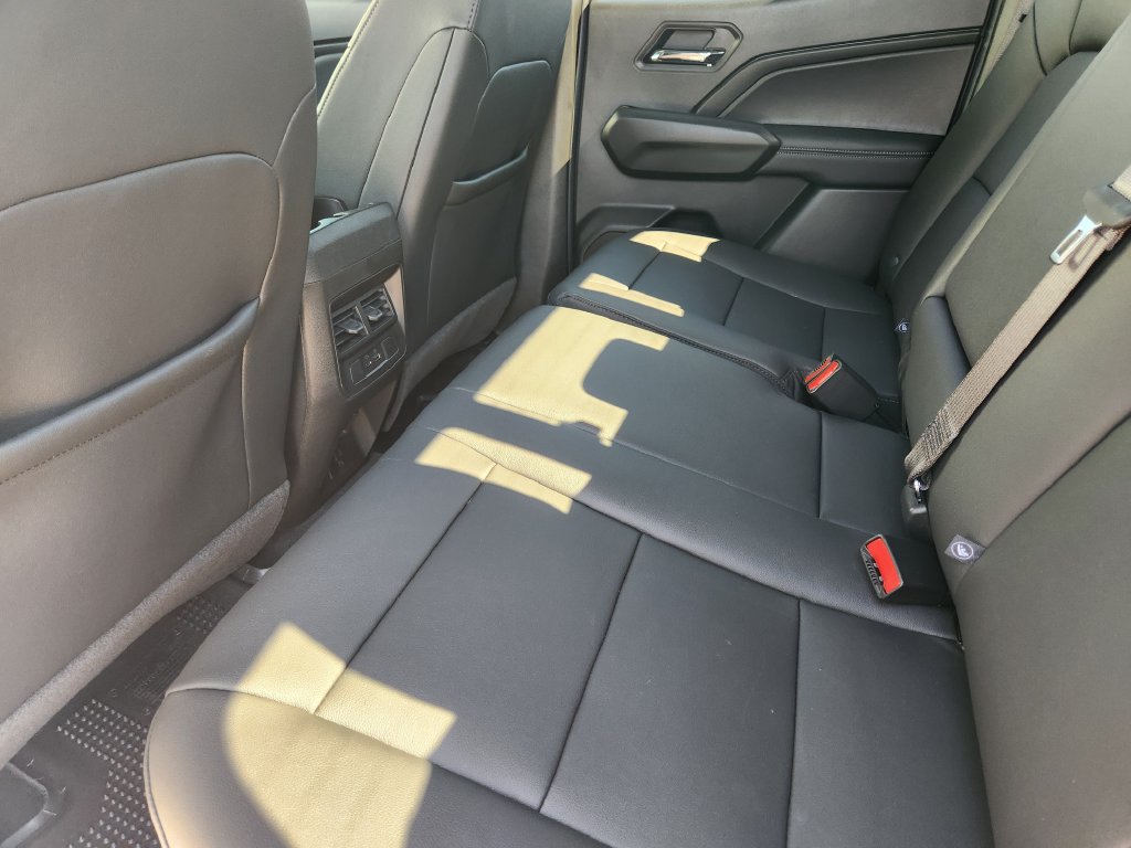 New 2026 Chevrolet Colorado LT w/ LT Convenience Package RWD image 18
