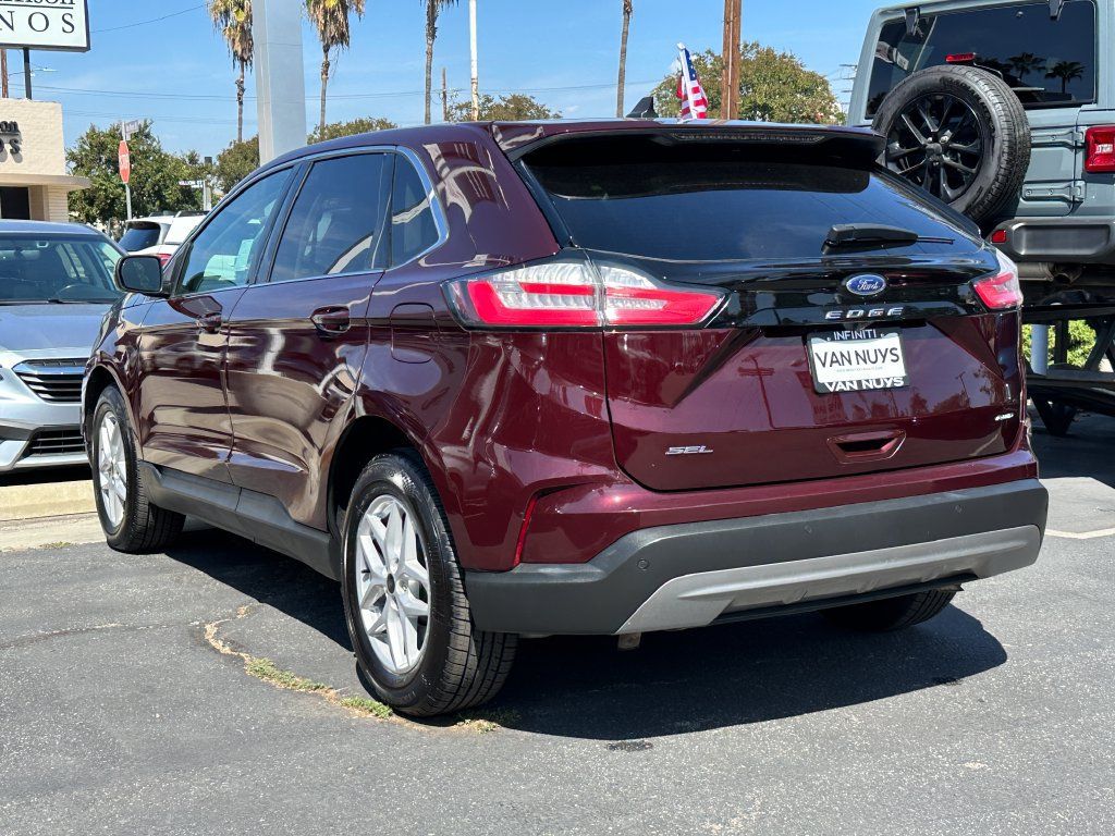 Used 2024 Ford Edge SEL AWD/4WD image 3
