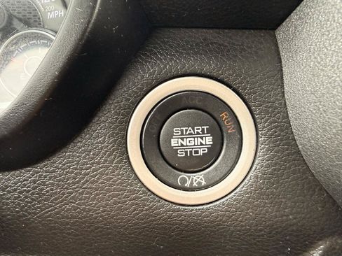 Used 2024 RAM 3500 Tradesman w/ Chrome Appearance Group AWD/4WD image 19