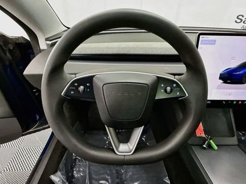 Used 2024 Tesla Model 3 Standard Range RWD image 10
