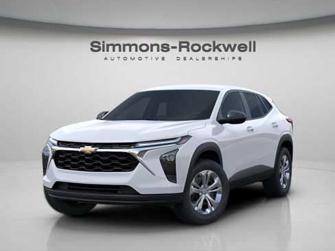 New 2026 Chevrolet Trax LS image 8