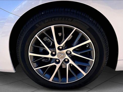 Used 2017 Lexus ES 350 image 10