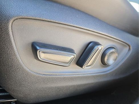 Used 2024 Toyota RAV4 XLE Premium image 22