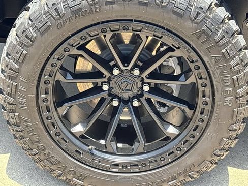 Used 2026 Ford Expedition Tremor AWD/4WD image 10
