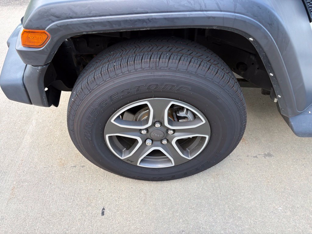 Used 2022 Jeep Wrangler Unlimited Sport AWD/4WD image 50