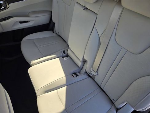 New 2026 Kia Sorento EX image 21