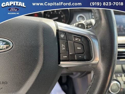 Used 2019 Land Rover Discovery Sport HSE AWD/4WD image 24