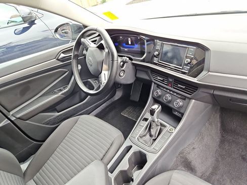 Used 2024 Volkswagen Jetta S image 8