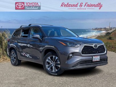 Used 2022 Toyota Highlander XLE