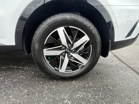 Used 2022 Kia Sorento S FWD image 15