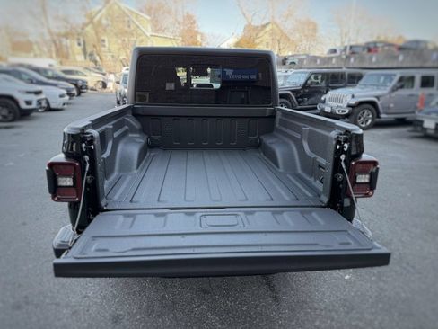New 2026 Jeep Gladiator Sport AWD/4WD image 25