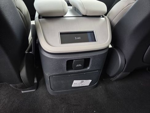 New 2026 Lincoln Navigator Reserve AWD/4WD image 18