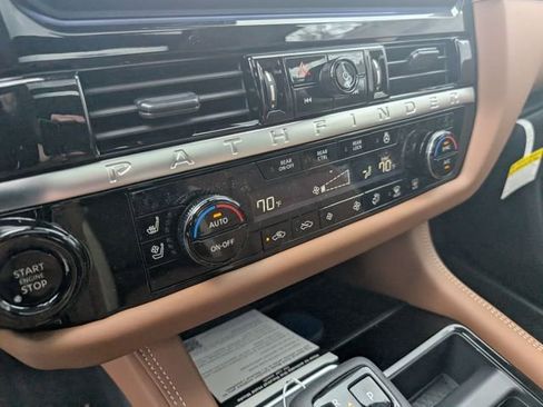 New 2026 Nissan Pathfinder Platinum AWD/4WD image 21