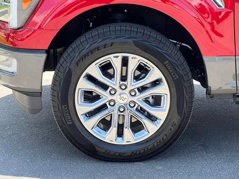 Used 2025 Ford F150 King Ranch w/ FX4 Off-Road Package AWD/4WD image 14