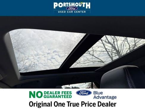 Used 2022 Ford Explorer Limited w/ Limited Technology Package image 10