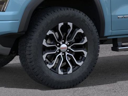 New 2026 GMC Canyon Denali AWD/4WD image 9