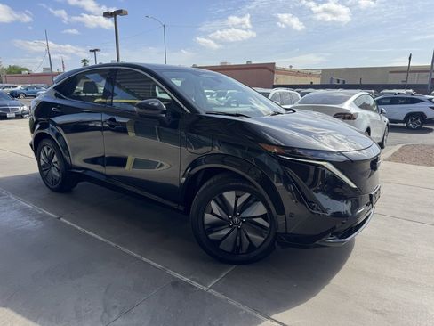 Used 2023 Nissan Ariya FWD image 6