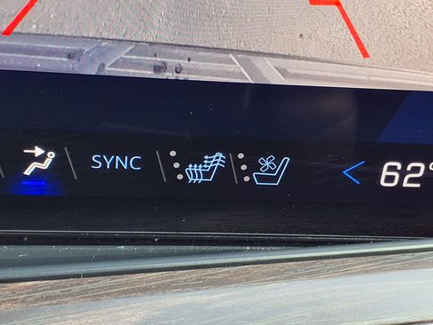 Used 2025 Chevrolet Tahoe Premier image 6