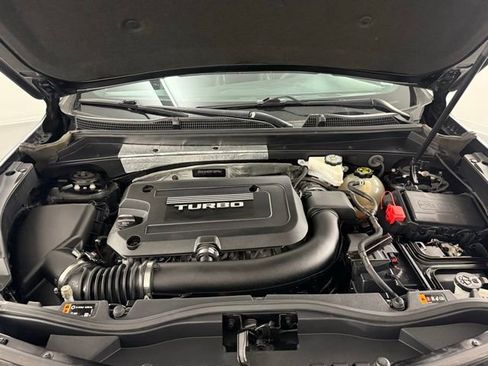 Used 2019 Cadillac XT4 Premium Luxury image 33