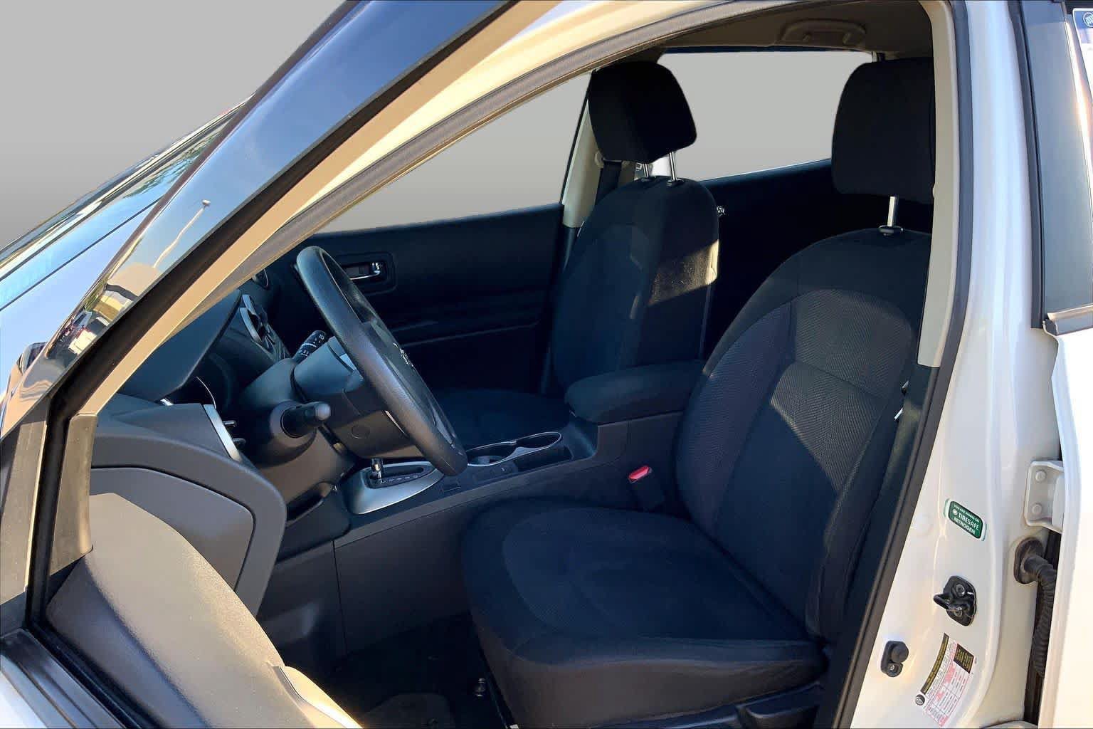 Used 2012 Nissan Rogue S FWD image 7