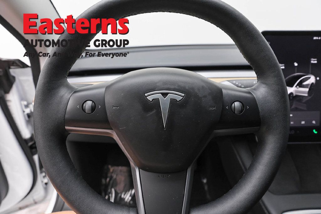 Used 2023 Tesla Model 3 Standard Range RWD image 12