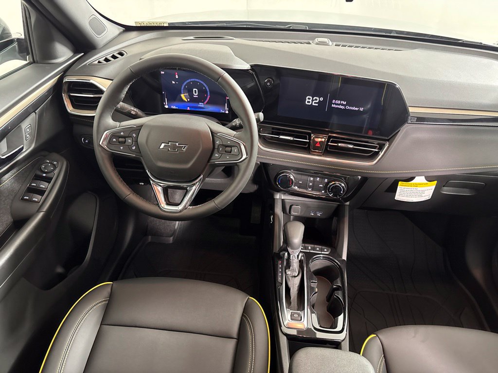 New 2026 Chevrolet TrailBlazer ACTIV w/ Driver Confidence Package FWD image 2