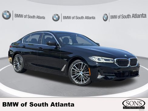 Certified 2023 BMW 530e xDrive w/ Premium Package AWD/4WD image 1