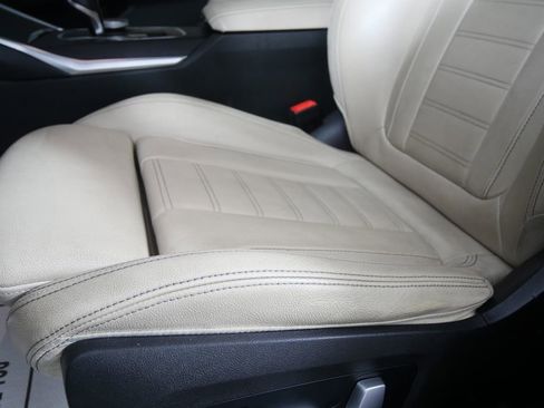 Used 2022 BMW M340i w/ Premium Package image 10