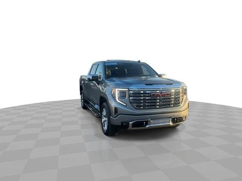 Used 2025 GMC Sierra 1500 Denali w/ Technology Package image 2