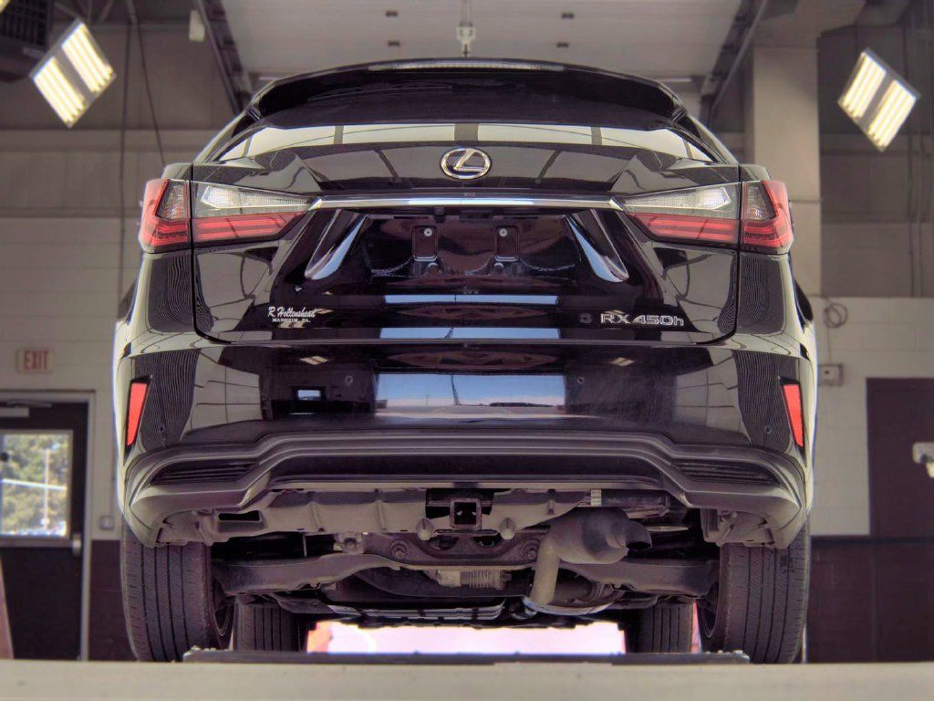 Used 2019 Lexus RX 450h AWD image 9