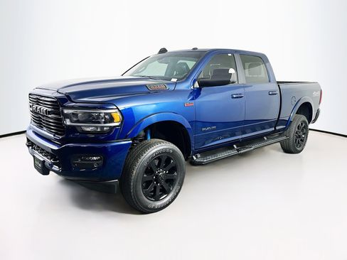 Used 2022 RAM 2500 Laramie w/ Night Edition image 3