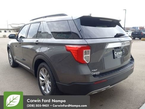 Used 2020 Ford Explorer XLT w/ Equipment Group 202A image 5