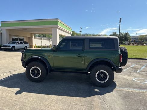 Used 2023 Ford Bronco Outer Banks image 9